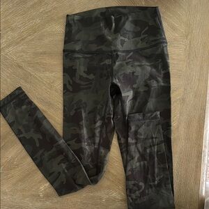 Lululemon Athletica Camo Green Leggings High Waist Performance